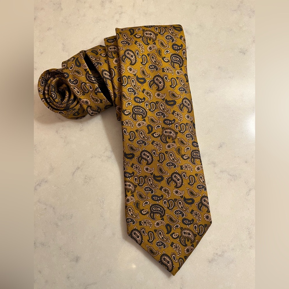 VTG Christian Dior Silk Paisley Tie Mustard Gold Vintage luxury designer - Picture 2 of 8